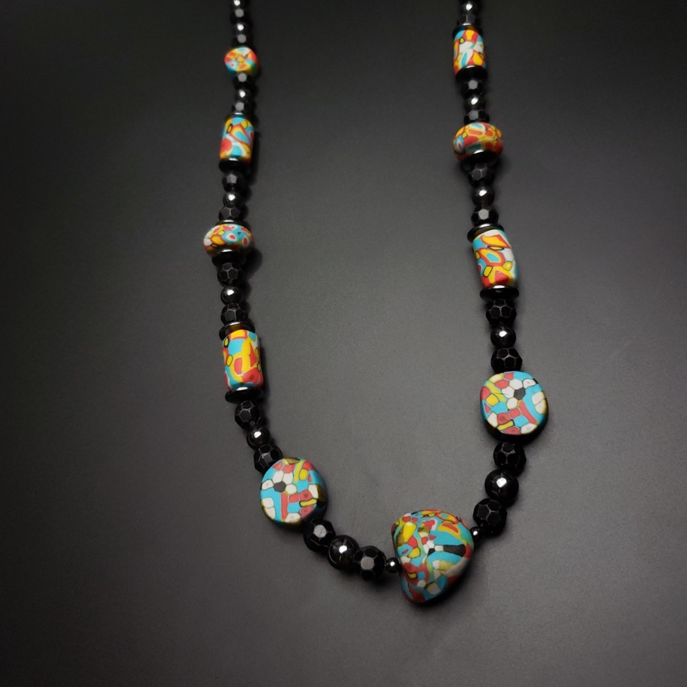 Handmade Beaded Necklace - Picture 11 of 11